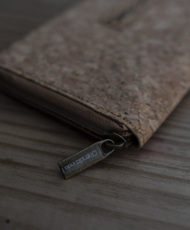 Cork Vegan Wallet : An Alternative to Leather